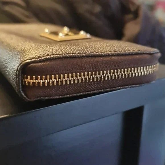 Michael Kors Brown Signature Leather Zip Wallet - Picture 3 of 11
